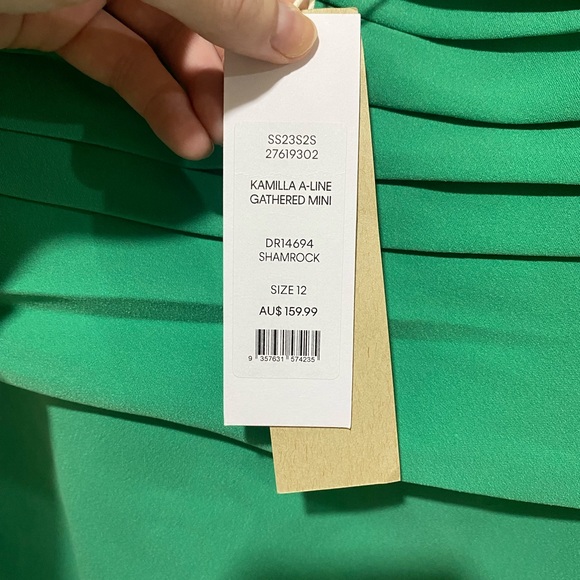 NWT Forever New | Green Kamilla A-Line Gathered Mini - Picture 8 of 12